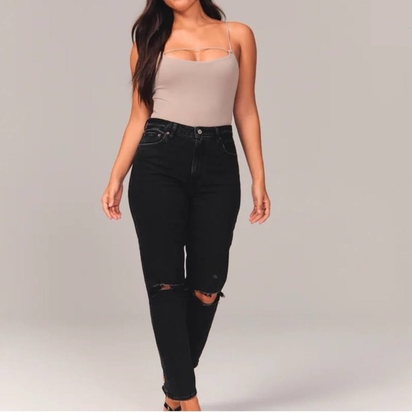 Abercrombie & Fitch Denim - Abercrombie & Fitch Curve Love The Mom High Rise Jeans Black Destroyed size 2